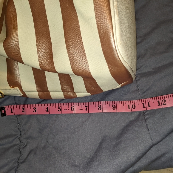 BETSEY JOHNSON LARGE BAG - Picture 14 of 14